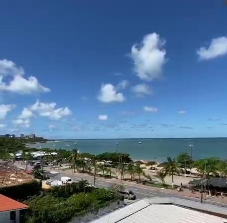 Na Beira Mar: Pajuçara Beachfront Apartment with Ocean View Maceio  Exterior photo